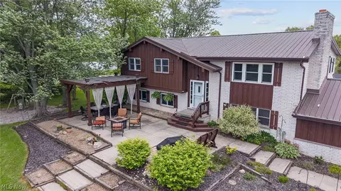 8120 Crow Rd, Litchfield, OH 44253