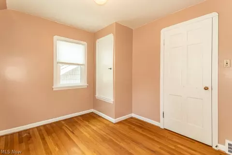 6106 Bradley Ave, Parma, OH 44129 photo 14