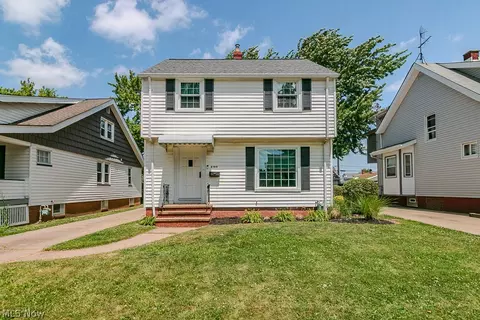 6106 Bradley Ave, Parma, OH 44129