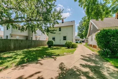 6106 Bradley Ave, Parma, OH 44129 photo 20