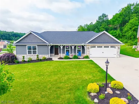 131 Sarah Ln, Millersburg, OH 44654