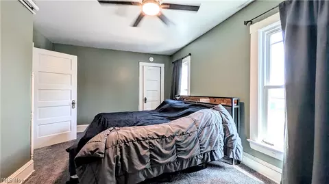 Bedroom - 1711 W 9th St, Ashtabula, OH 44004 photo 3 of 4
