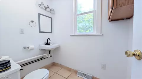 Bath - 1711 W 9th St, Ashtabula, OH 44004 photo 1 of 3