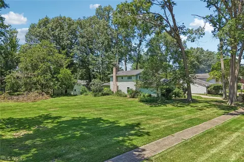 Exterior - 4300 Washington Ave, Lorain, OH 44052 photo 9 of 9