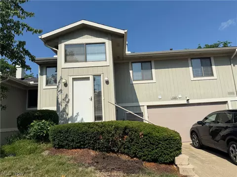 7209 S Churchill Pl, Painesville, OH 44077