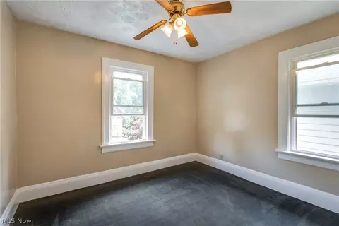 926 Work Dr, Akron, OH 44320 photo 12
