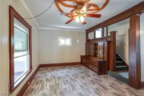 926 Work Dr, Akron, OH 44320 photo 4