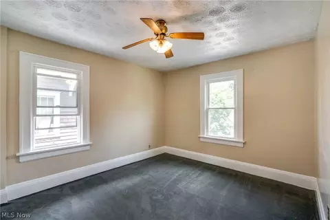 926 Work Dr, Akron, OH 44320 photo 13