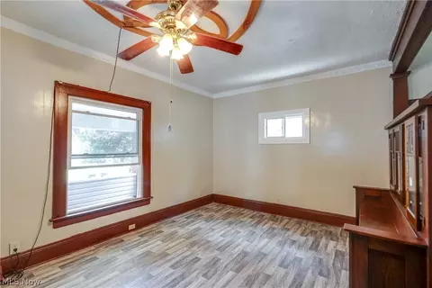 926 Work Dr, Akron, OH 44320 photo 6