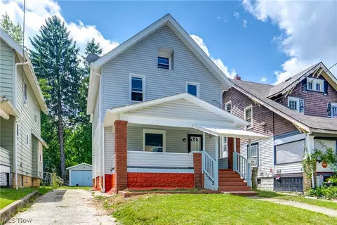 926 Work Dr, Akron, OH 44320 photo 2