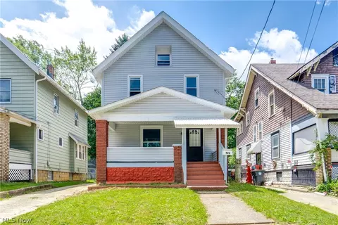 926 Work Dr, Akron, OH 44320