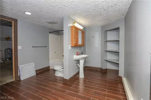 Bath - 2845 Industry Rd, Rootstown, OH 44272 photo 5 of 5