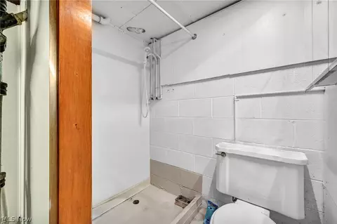 375 Olive St, Elyria, OH 44035 photo 40