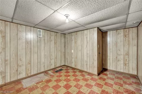 375 Olive St, Elyria, OH 44035 photo 39