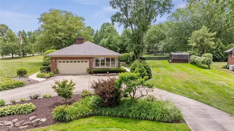 4122 Devon Dr SE, Warren, OH 44484 photo 3