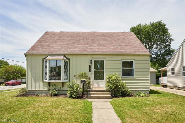 4340 W 189th St, Cleveland, OH 44135