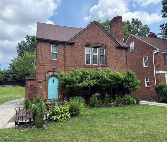 16713 Lomond Blvd, Shaker Heights, OH 44120