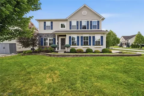 846 Hilliary Ln, Aurora, OH 44202
