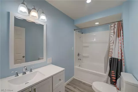 Bath - 1715 Chenango, Wakeman, OH 44889 photo 2 of 2