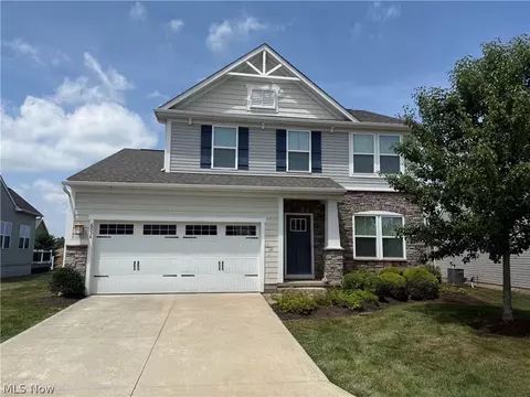 6534 Wisteria Ln, Medina, OH 44256