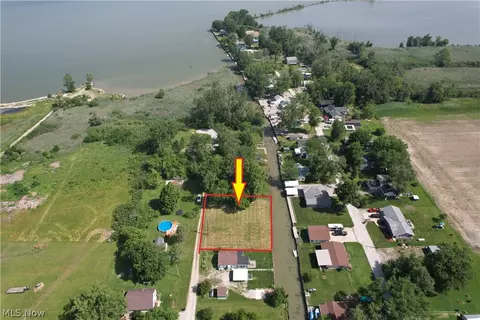 12 Harding Ave, Vickery, OH 43464