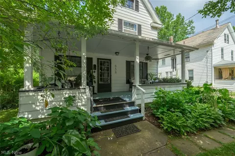 638 S Depeyster St, Kent, OH 44240