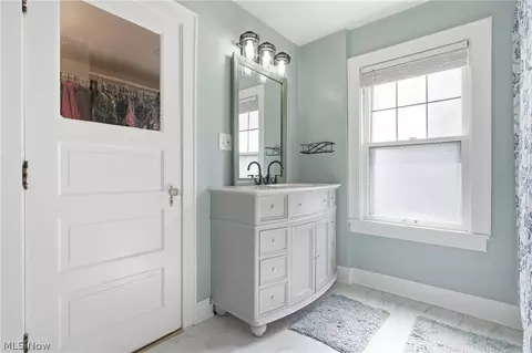 Bath - 323 Denison Ave, Elyria, OH 44035 photo 1 of 3