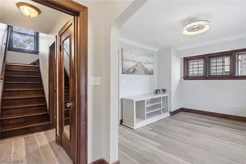 Entry Way - 323 Denison Ave, Elyria, OH 44035 photo 1 of 10