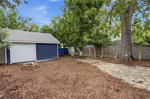 Exterior - 323 Denison Ave, Elyria, OH 44035 photo 9 of 11