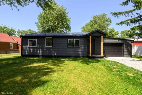 519 W Fike Ave, Orrville, OH 44667