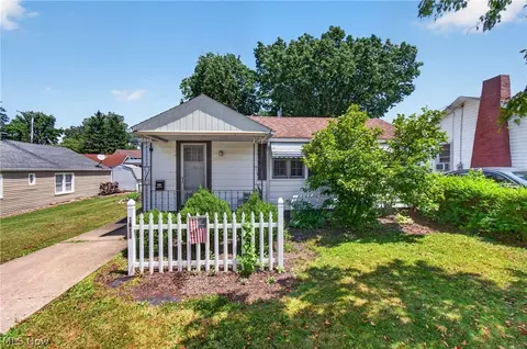 1208 Brooklyn Ave, Canton, OH 44710