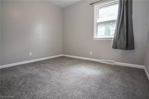 Bedroom - 122 Pine Ln, Barnesville, OH 43713 photo 7 of 8