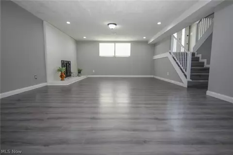 Living - 122 Pine Ln, Barnesville, OH 43713 photo 8 of 8