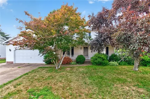 1667 Cadbury St NW, Massillon, OH 44646