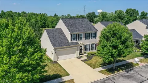 10214 Ridgeview Ct, Streetsboro, OH 44241