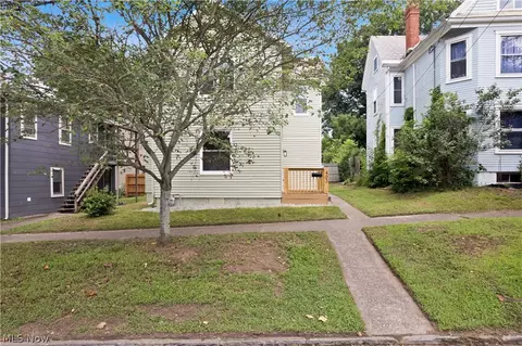 403 E Montgomery St, Marietta, OH 45750