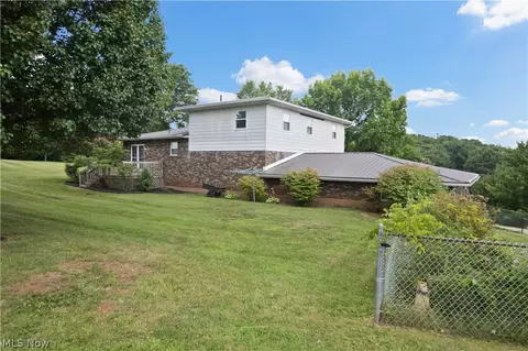 Exterior - 2691 State Route 339, Belpre, OH 45714 photo 6 of 7