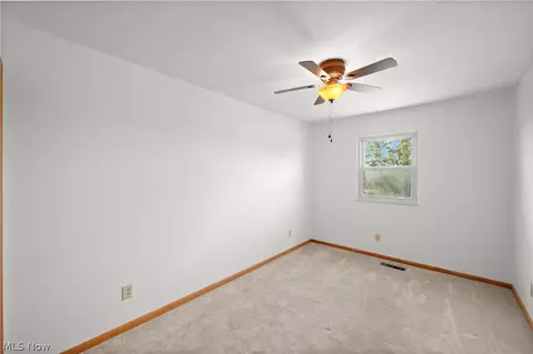 Bedroom - 2691 State Route 339, Belpre, OH 45714 photo 3 of 7