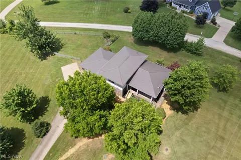 View/Area - 2691 State Route 339, Belpre, OH 45714 photo 1 of 7