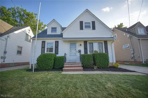 18400 Rockland Ave, Cleveland, OH 44135