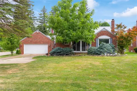 1904 Lincoln Way E, Massillon, OH 44646