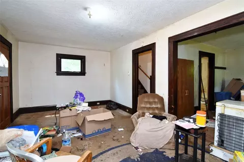 Living - 30 W Dalton St, Akron, OH 44310 photo 1 of 3