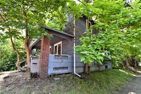 Exterior - 30 W Dalton St, Akron, OH 44310 photo 3 of 3
