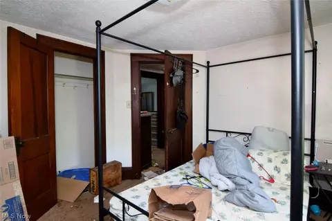 Bedroom - 30 W Dalton St, Akron, OH 44310 photo 4 of 5