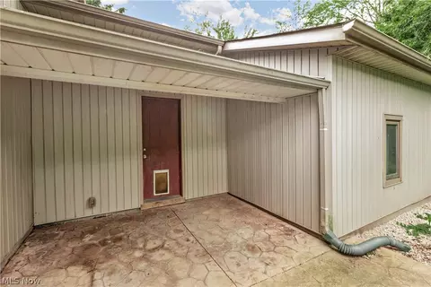 Exterior - 6205 River Rd, Madison, OH 44057 photo 2 of 11