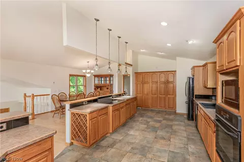 Kitchen - 6205 River Rd, Madison, OH 44057 photo 1 of 4