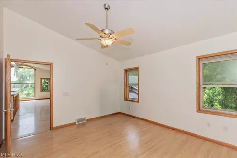 Bedroom - 6205 River Rd, Madison, OH 44057 photo 2 of 5