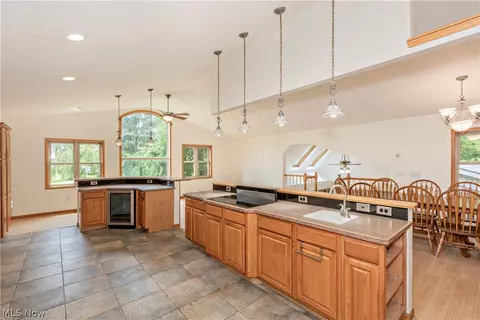 Kitchen - 6205 River Rd, Madison, OH 44057 photo 4 of 4