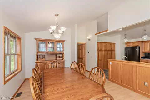 Dining - 6205 River Rd, Madison, OH 44057 photo 2 of 4