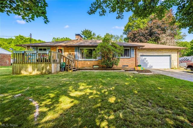 3241 Randall Ct, Rock Creek, OH 44084